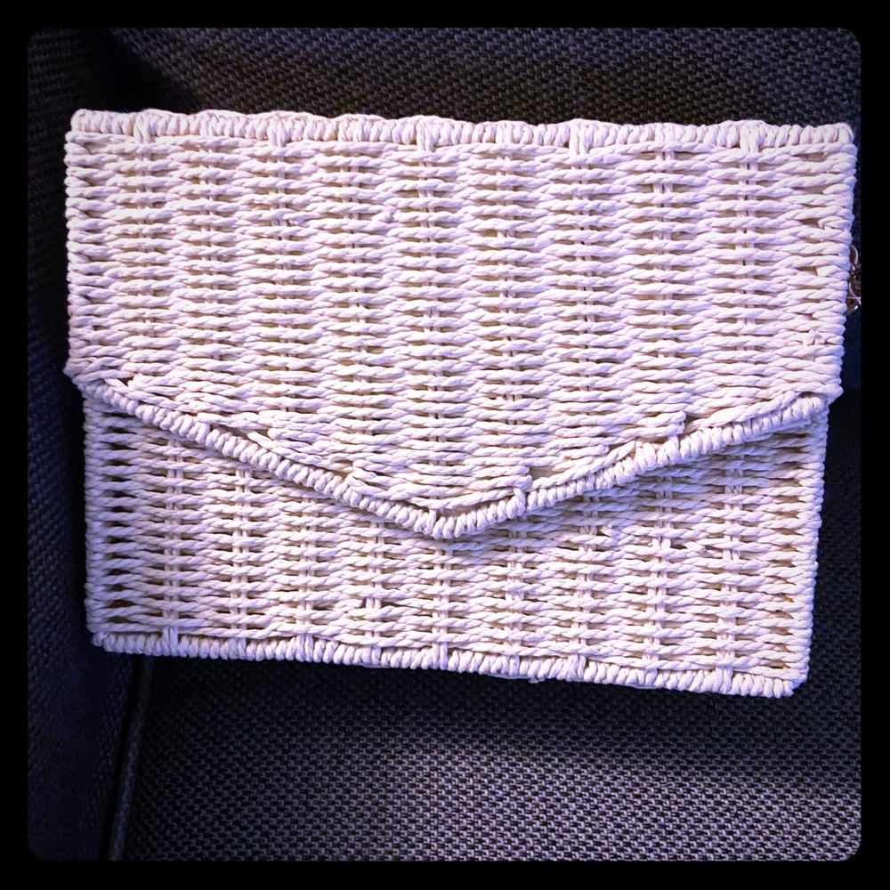 Straw crossbody bag